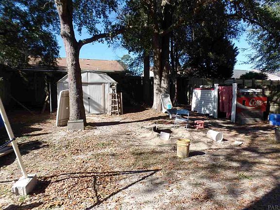 3rd image of 4908 Yacht Harbour Cir