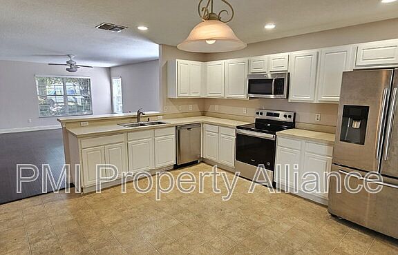 5th image of 15605 Perdido Dr