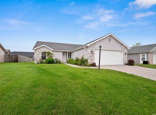 1313 Katherine St, Auburn, IN 46706