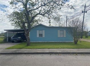 731 W Broad St, Freeport, TX 77541