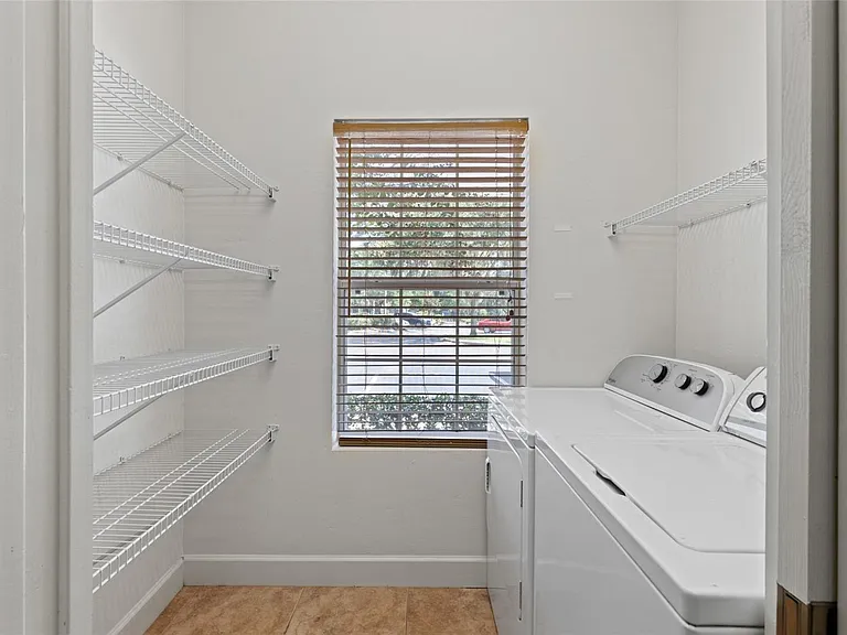 2951 SW 35th Pl #144 — Photo 9