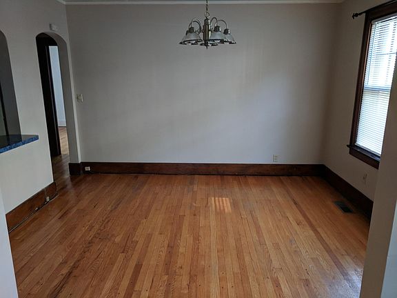 4th image of 421 E Kingsley St #1