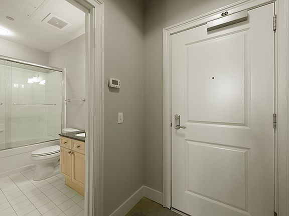 4th image of 1201 Front Ave Unit 319