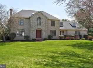 552 Greenhowe Dr, Lititz, PA 17543