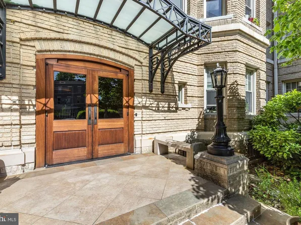 3220 17th St NW APT 205, Washington, DC 20010