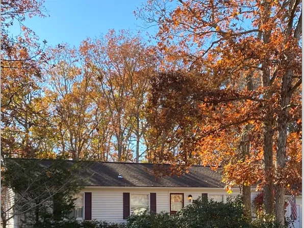 12 Indian Walk Rd, Ocean View, NJ 08230