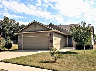 807 Kansa Ave, Junction City, KS 66441