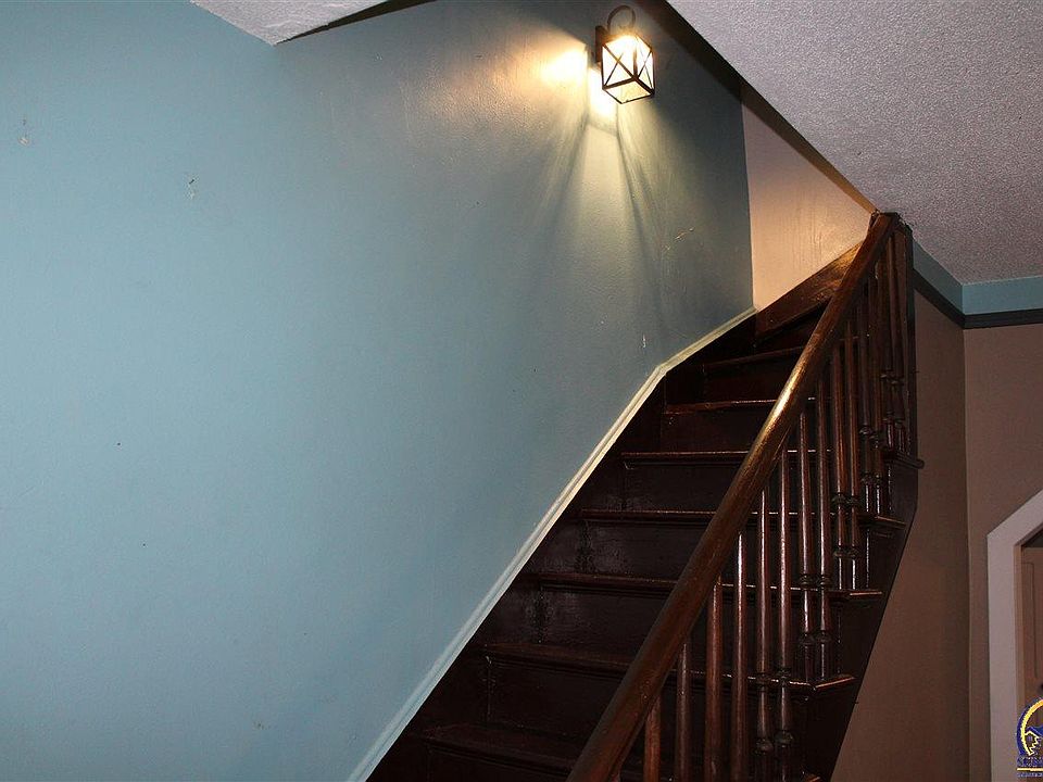 2nd image of 506 Vermont Ave
