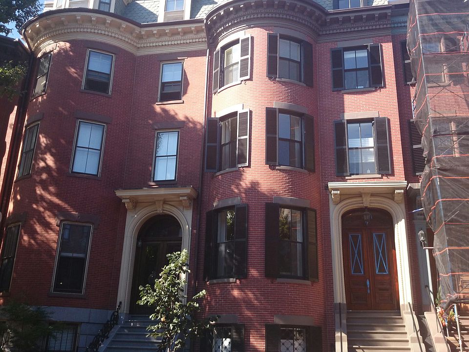 2nd image of 98 Pembroke St