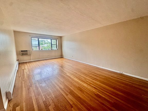 2nd image of 91 Spring St #C3