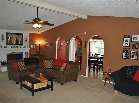 2nd image of 2221 Village Crest Dr
