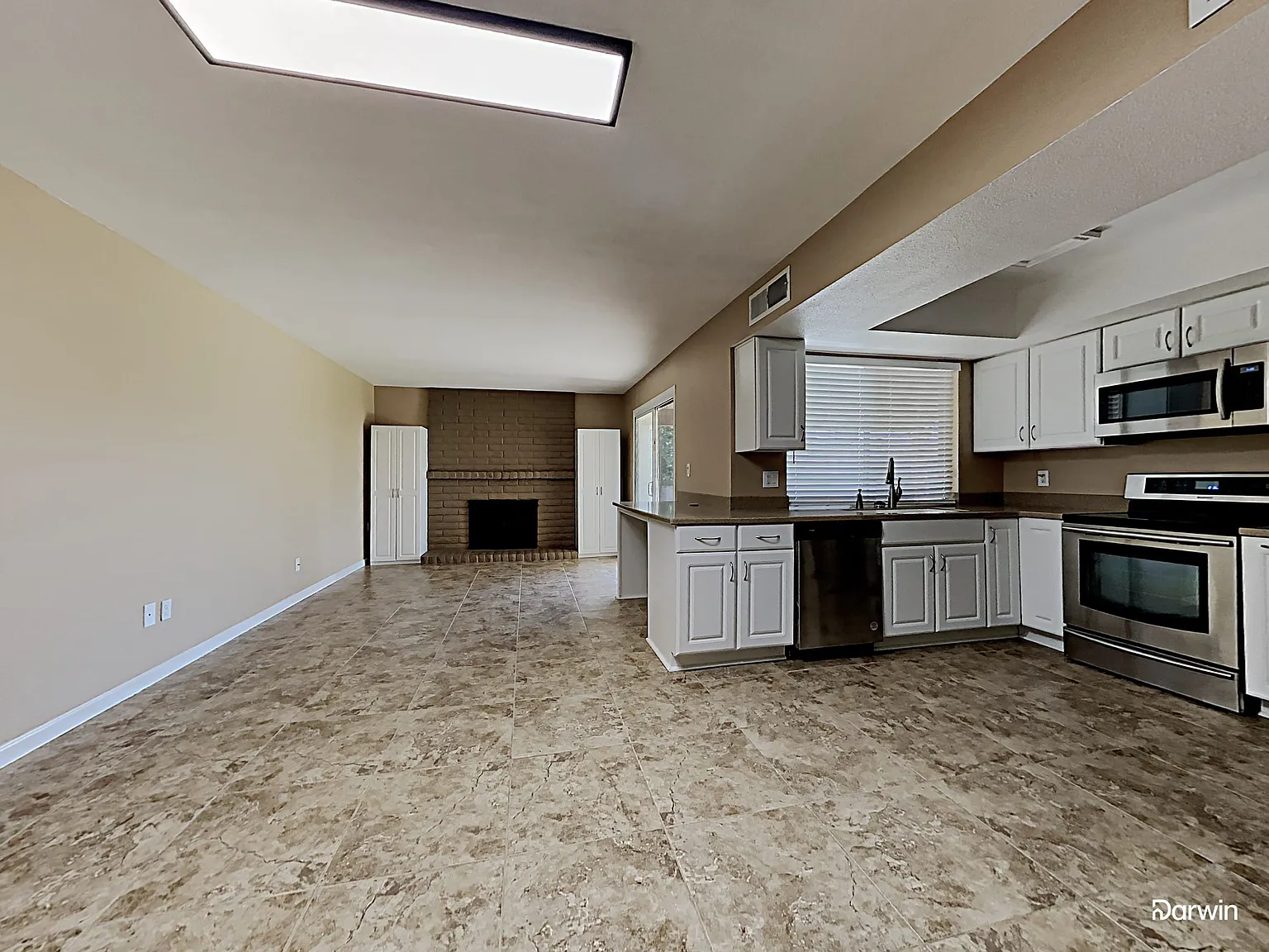 3 bed, 2.0 bath, 1457 sqft, $1,885 — Photo 3