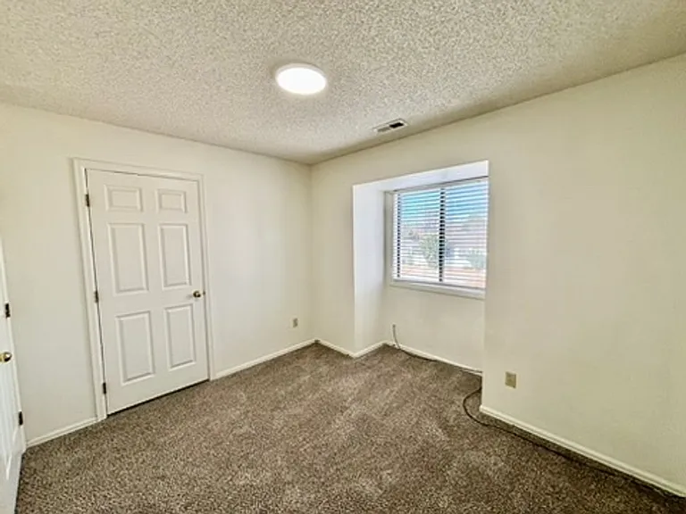 1420-1426 Anita St — Photo 11