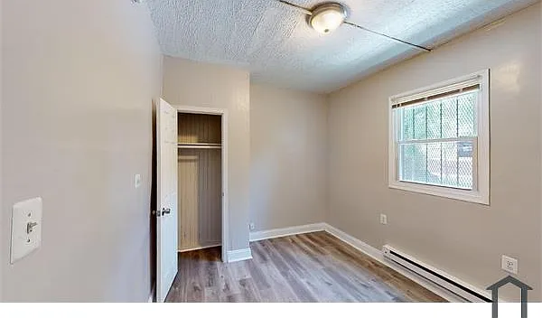 3 bed, $2,549 — Photo 3