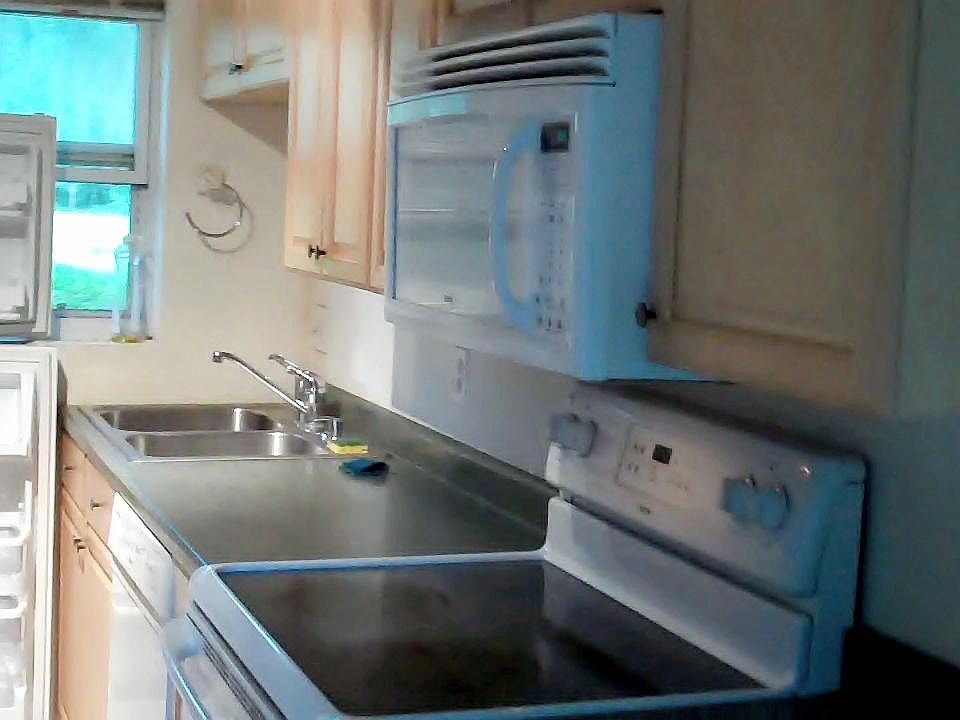 2nd image of 6401 SW 13th St
