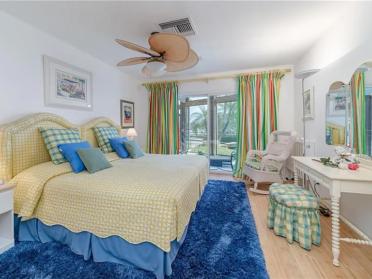 883 Galleon Dr — Photo 29