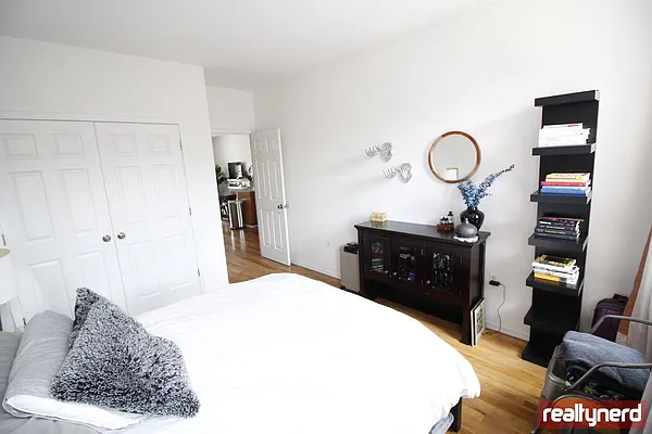 Rented by Realty Nerd | media 50