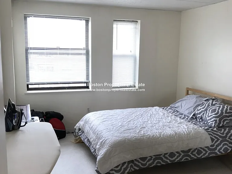 1933 Commonwealth Ave #611 — Photo 5