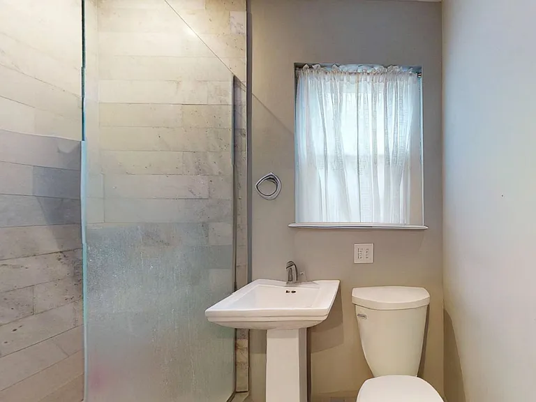 861 28th Ave N #1 — Photo 8
