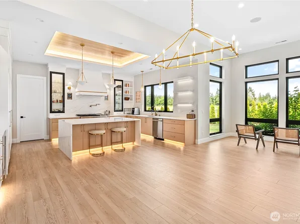 8636 Ashbury Court, Blaine, WA 98230