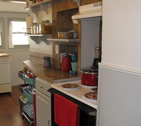 3rd image of 219 W Wilson St