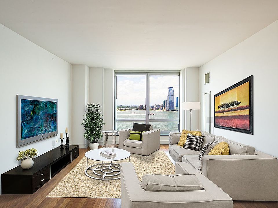 1st image of 30 West St #17G