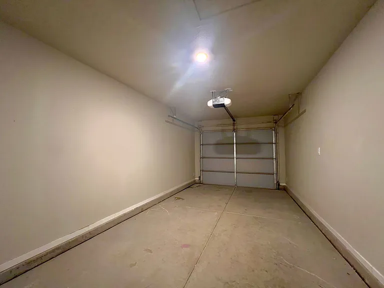 PM1 - 2120 N Ave K - TNT — Photo 15