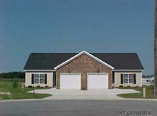 1404 Oak Ridge Ct #B, Greenville, NC 27834