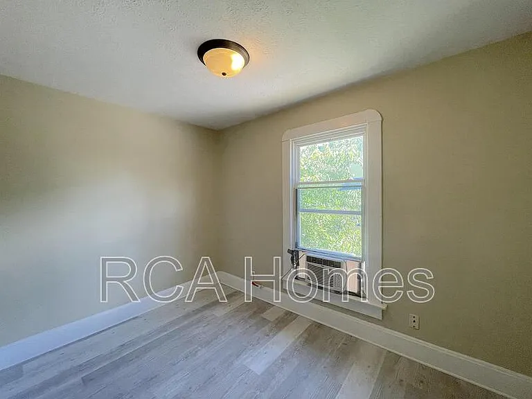 1555 Barth Ave #1555 — Photo 13