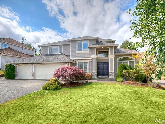2nd image of 5434 Orca Dr NE