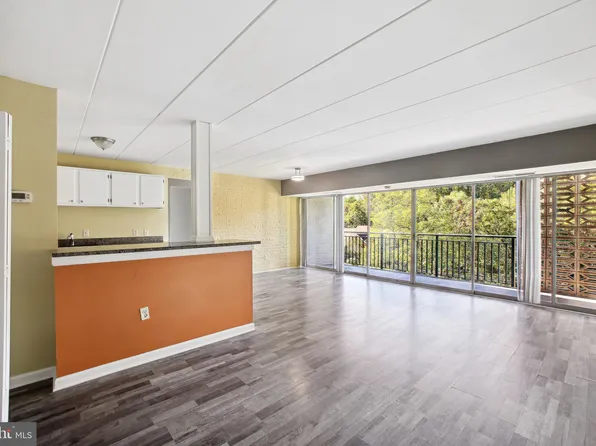1800 Metzerott Rd APT 302, Silver Spring, MD 20783