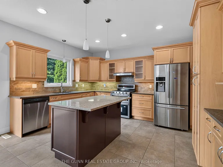 1401 Birchwood Dr — Photo 21