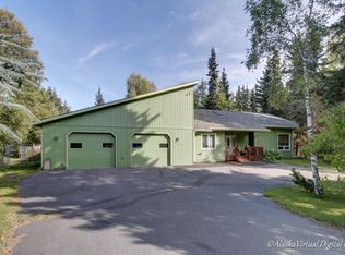 11101 Great Dane Cir, Anchorage, AK 99516