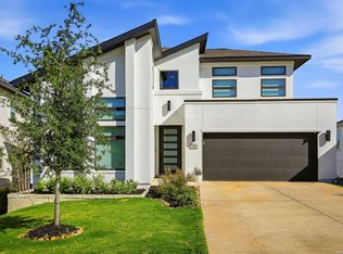 330 Navarro, Boerne, TX 78006