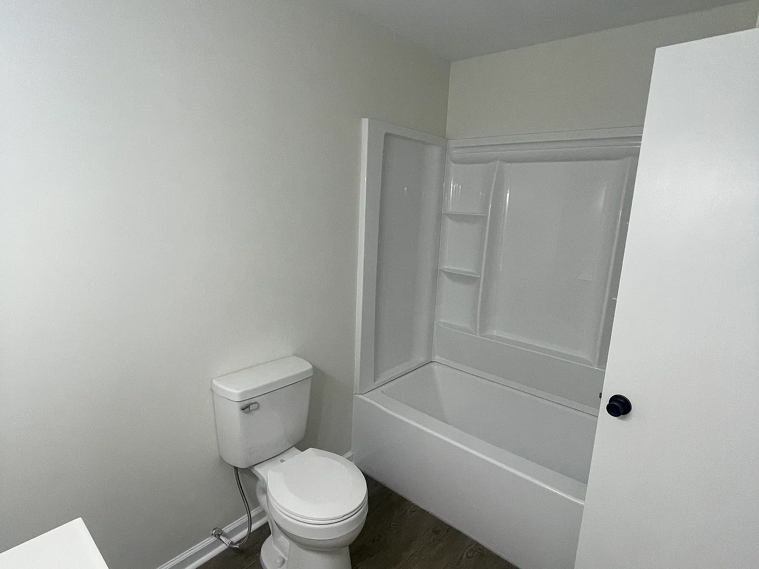 3 bed, 2015 sqft, $1,700 — Photo 4