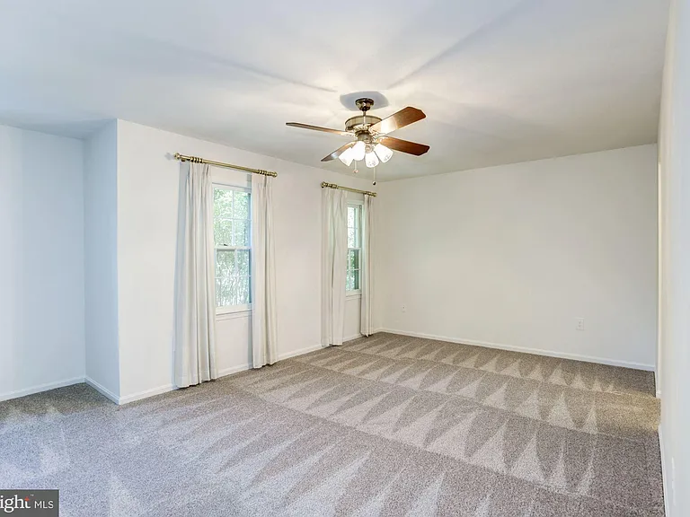 9012 Penn Manor Ct — Photo 21