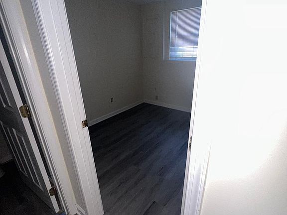 basement bedroom