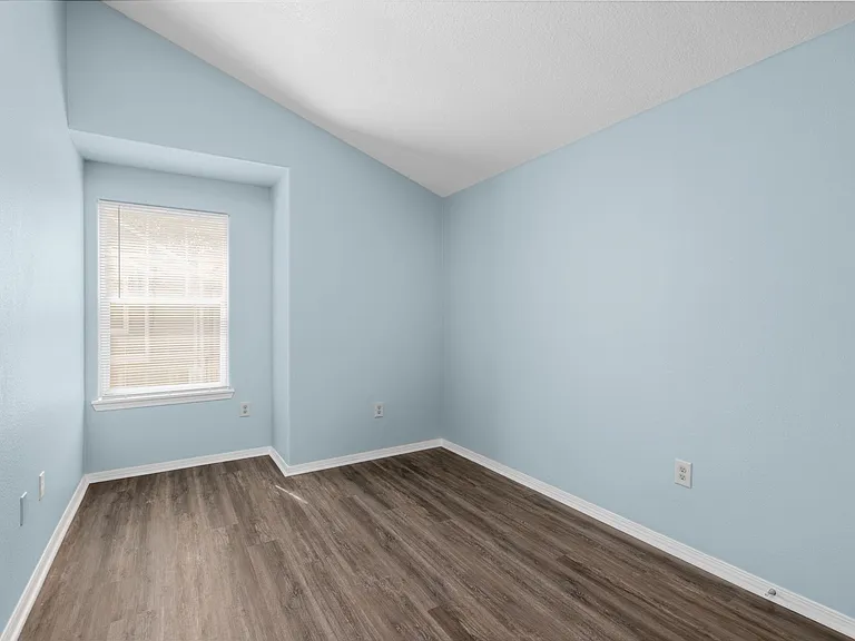 1272 NE 86th Way — Photo 17