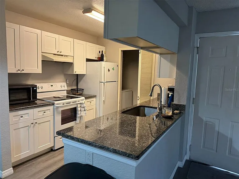 2550 N Alafaya Trl #3201 — Photo 11