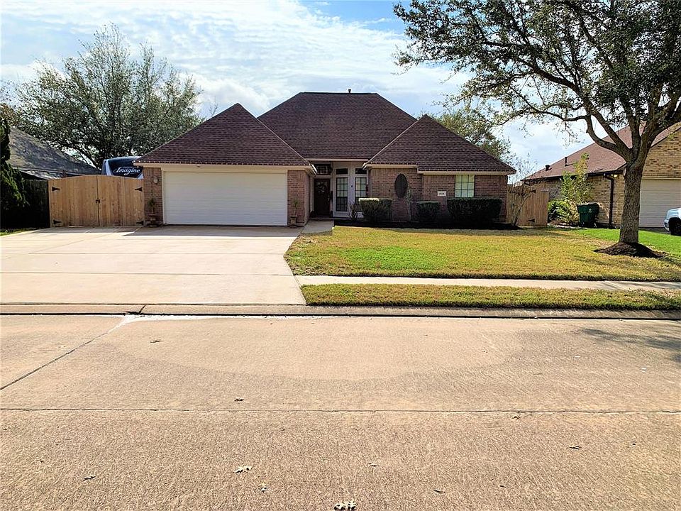 1st image of 1024 Mockingbird Ln