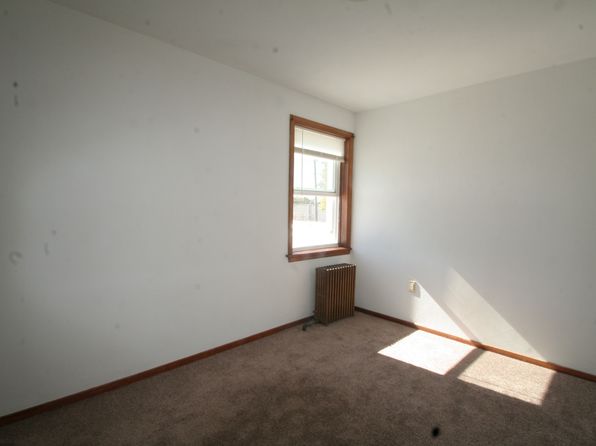 24 2nd St SE #2, Chatfield, MN 55923