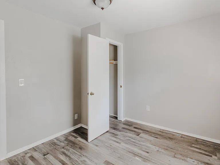 1816 Minnis Ave SE — Photo 8