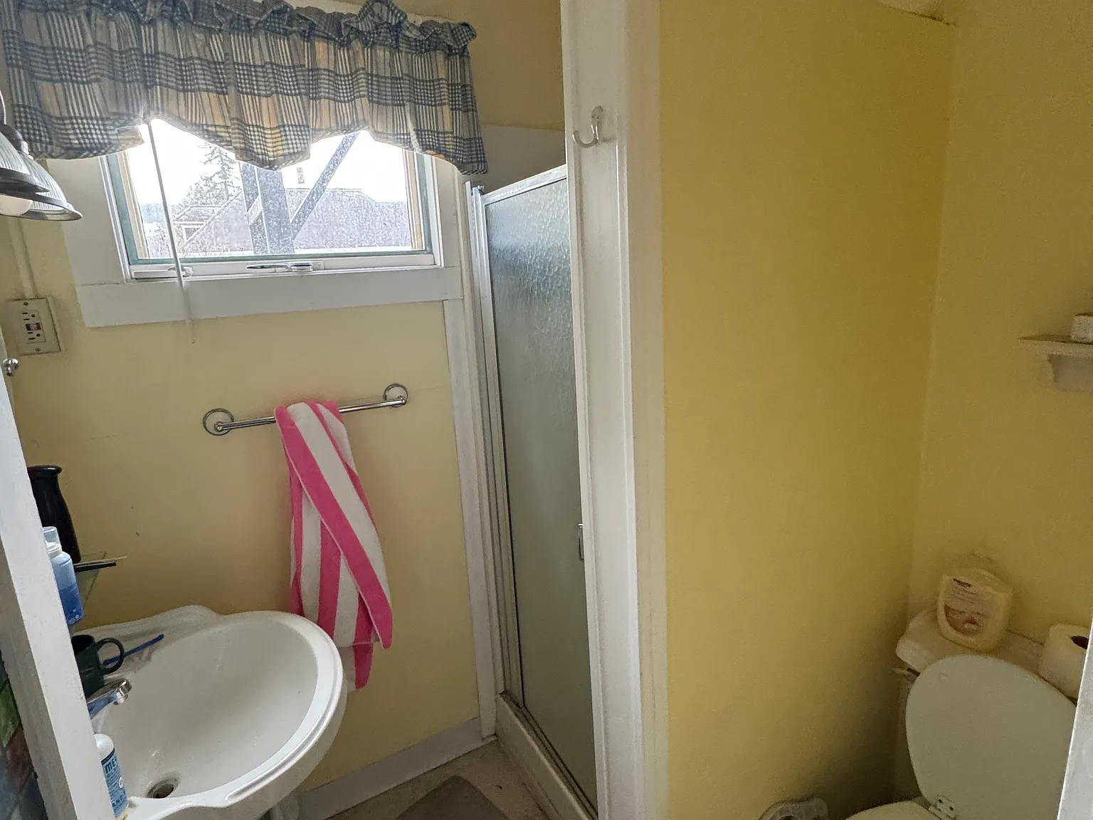 3 bed, 861 sqft, $1,600 — Photo 4