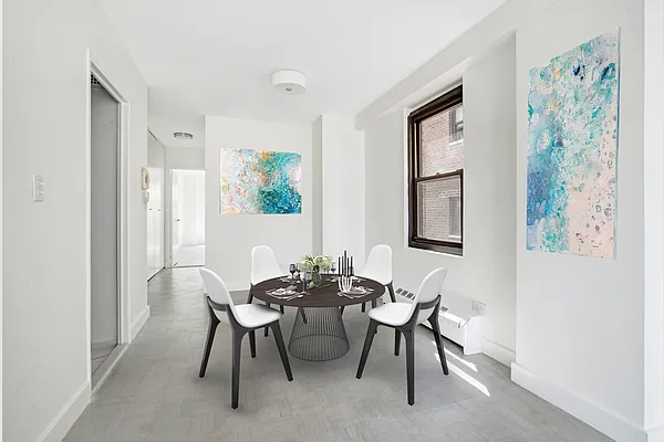 Sold by Compass | media 4