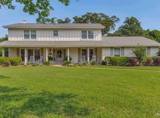 635 Bonilace Cir, Gulf Breeze, FL 32561