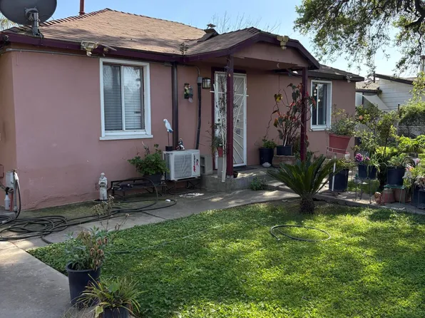 525 W Prine Drive, Tulare, CA 93274