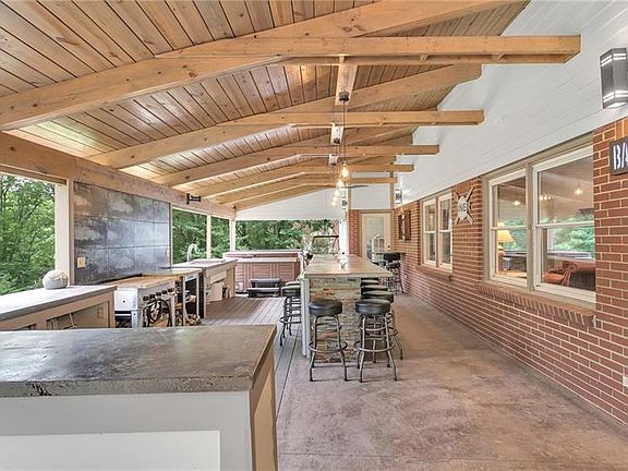 4th image of 4931 Simmons Cir