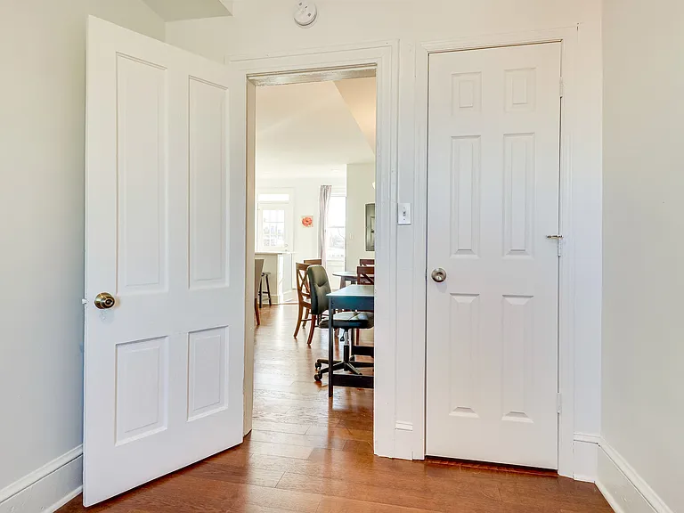 409 Constitution Ave NE #4 — Photo 10