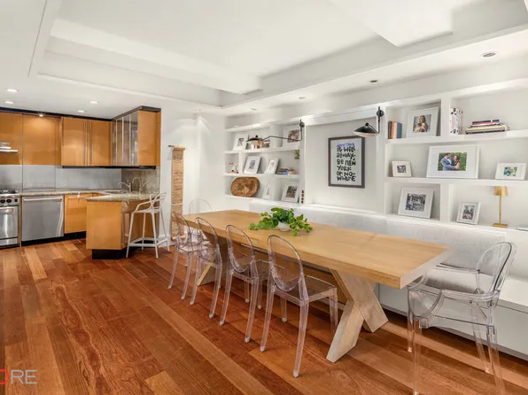 12 West 72nd Street image 7 of 15