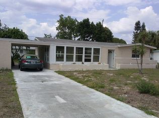303 Bougainvillea Rd W, Lehigh Acres, FL 33936